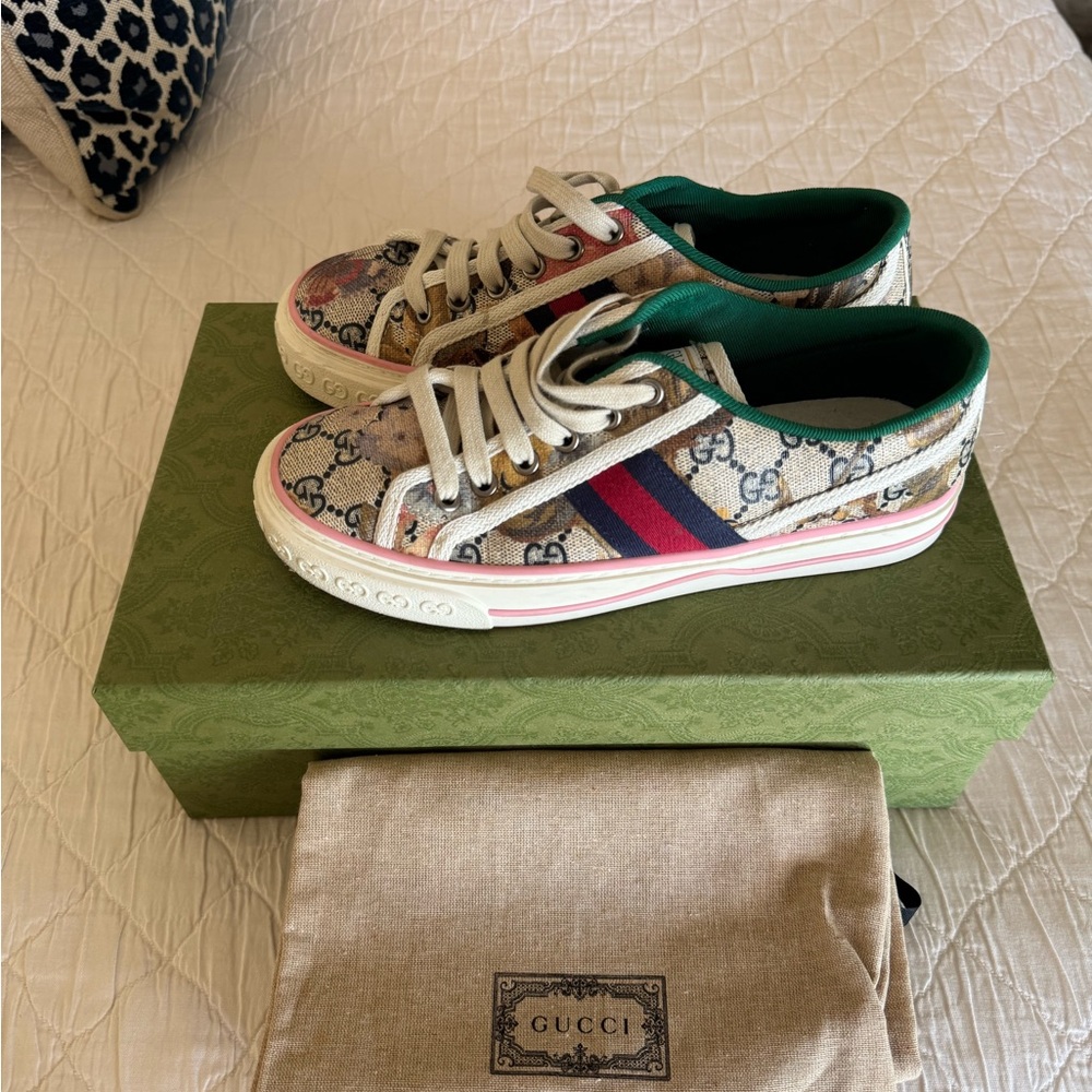 Gucci Supreme H2O Flora 800 Sneakers